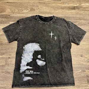 Manfinity Graphic Acid Wash T-Shirt “Stay Wild” Star Print – Size L
